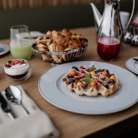 Hotel Epic Sana Marques 5*