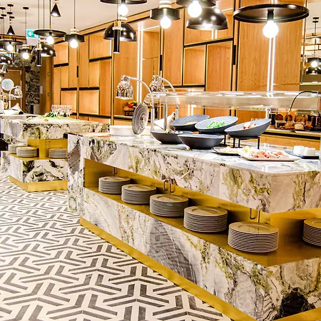 Epic Sana Marques Lisbona